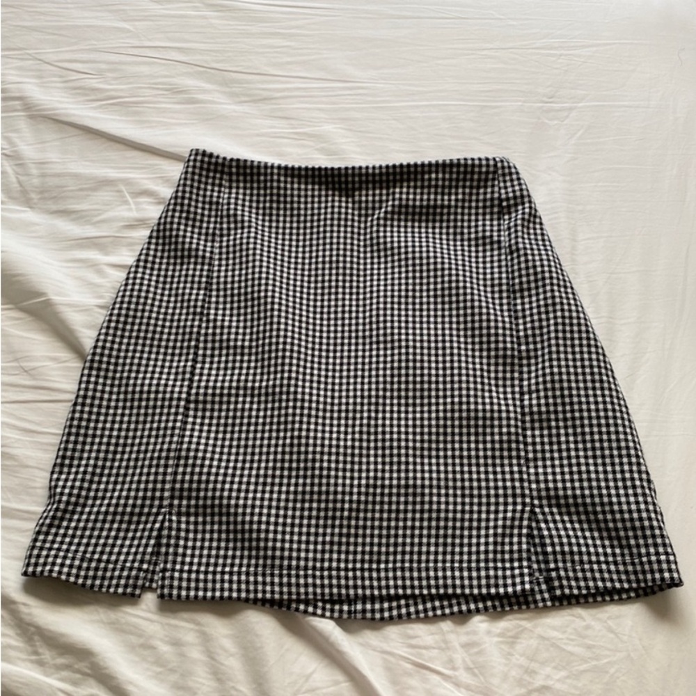 Brandy Melville skirt